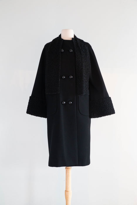 Elegant 1960's Black Wool Balenciaga Influenced Cocoon Coat With Fur Trim / M