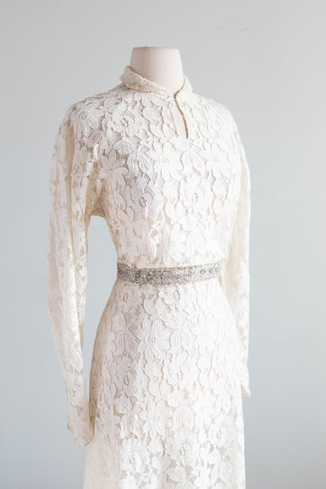 Elegant 1930's Ivory Lace Wedding Gown With Long Sleeves & Short Train / ML