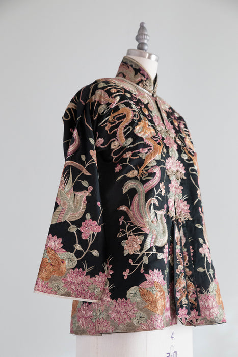 Stunning 1930's Chinese Embroidered Silk Wedding Jacket / XS