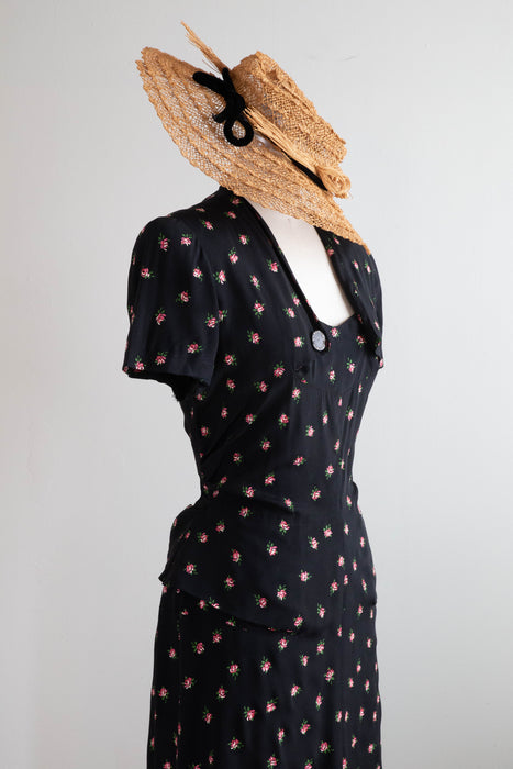 Wonderful 1940's Rose Blossom Print Rayon Dress With Bow Back / SM
