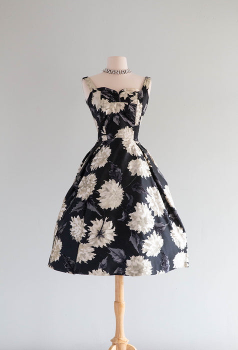 Vintage 1950's Lillie Rubin Silk Cut Velvet Black & White Peony Cockta – Xtabay Vintage Vintage 1950's Lillie Rubin Silk Cut Velvet Black & White Peony Cockta – Xtabay Vintage