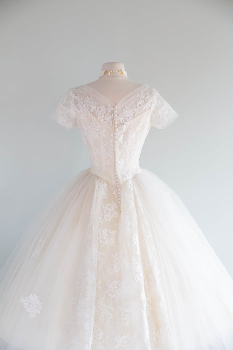 Classic 1950's Tea Length Wedding Dress in Ivory Chantilly Lace & Tulle / Small