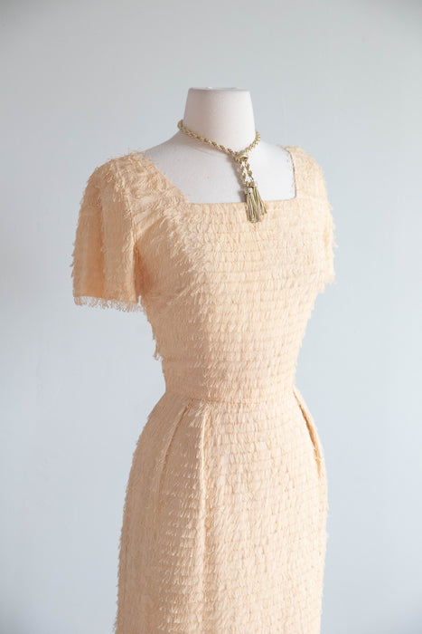 Chic 1950's Eyelash Wiggle Dress in Buttercream / SM