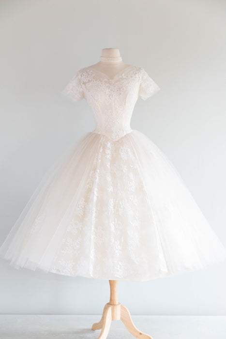 Classic 1950's Tea Length Wedding Dress in Ivory Chantilly Lace & Tulle / Small