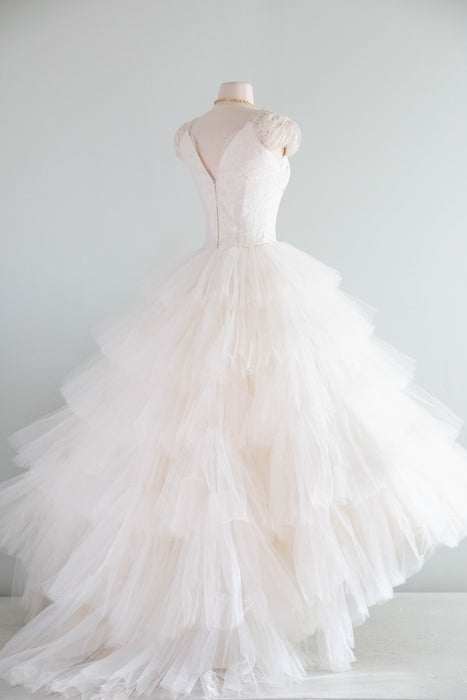 Beautiful 1950's Ballet Length Wedding Gown In Tulle & Lace / XS