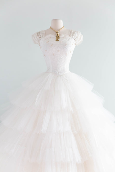 Beautiful 1950's Ballet Length Wedding Gown In Tulle & Lace / XS