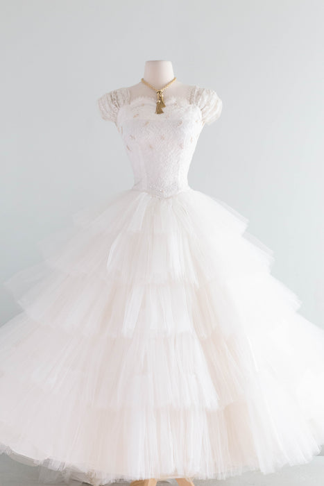 Beautiful 1950's Ballet Length Wedding Gown In Tulle & Lace / XS