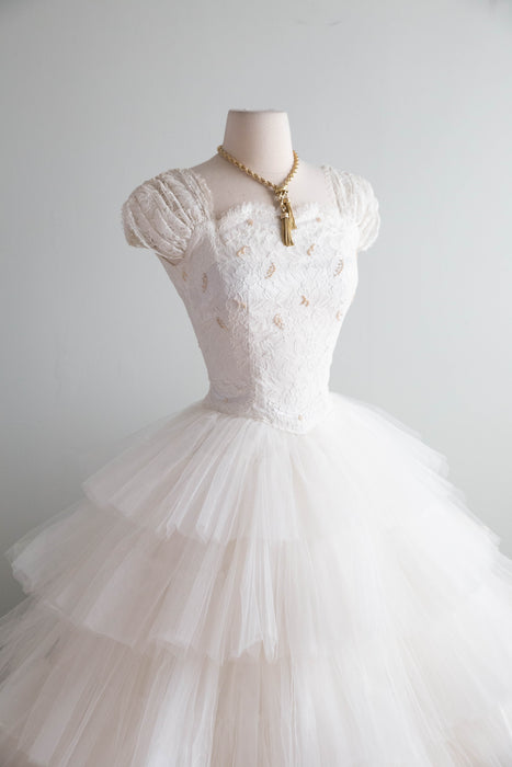 Beautiful 1950's Ballet Length Wedding Gown In Tulle & Lace / XS