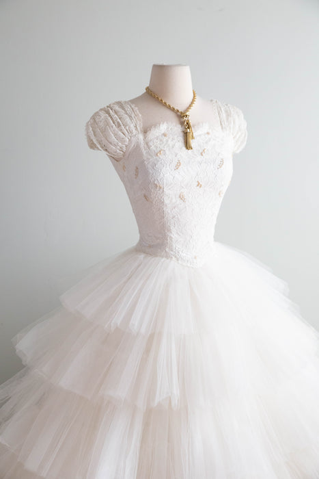 Beautiful 1950's Ballet Length Wedding Gown In Tulle & Lace / XS