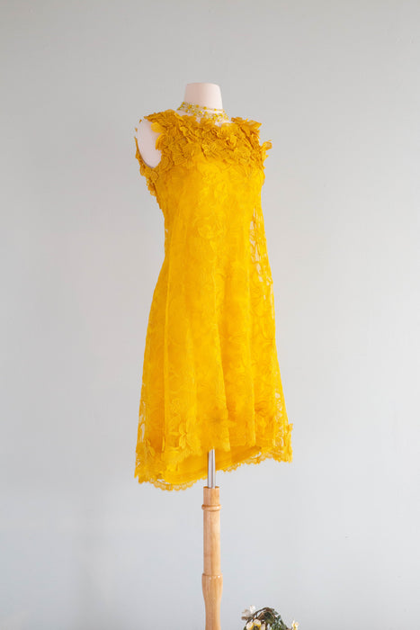 Fabulous 1960s Patullo-Jo Copeland Daffodil Lace Cocktail Dress / SM