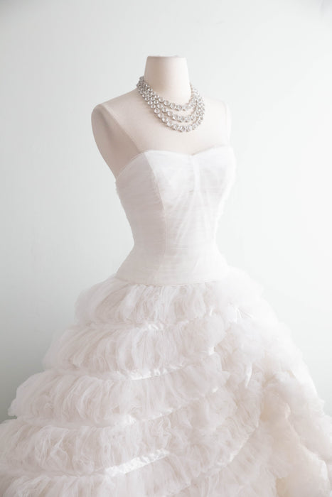 Breathtaking Vintage Ruffled Tulle Wedding Gown / Small
