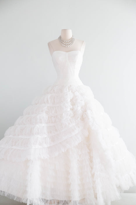Breathtaking Vintage Ruffled Tulle Wedding Gown / Small
