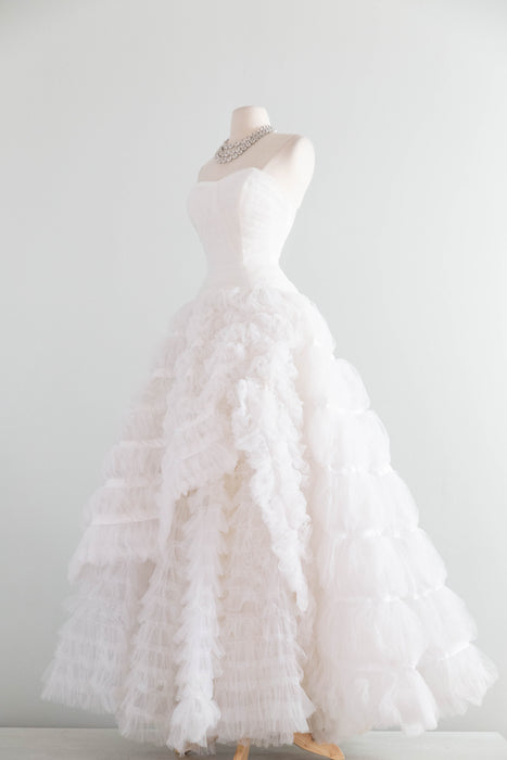 Breathtaking Vintage Ruffled Tulle Wedding Gown / Small