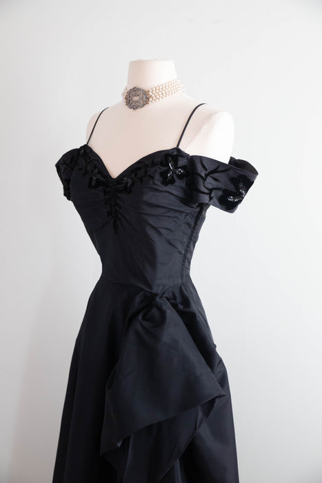Dramatic Old Hollwood Early 1950's Black Taffeta Evening Gown / S