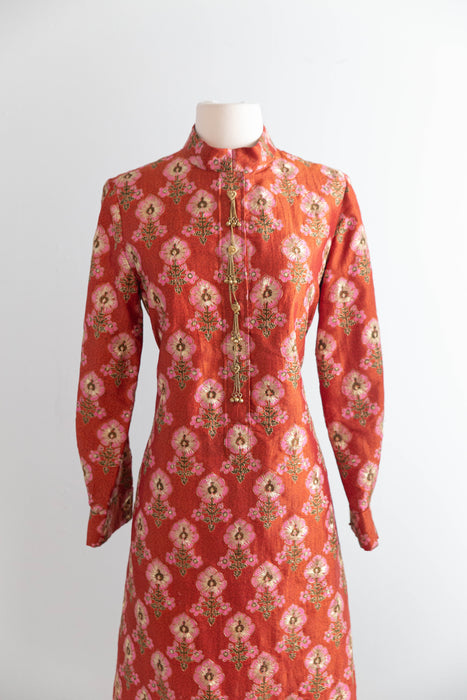Incredible 1960's Indian Silk Shift Dress With Metallic Gold Embroidered Thread / M