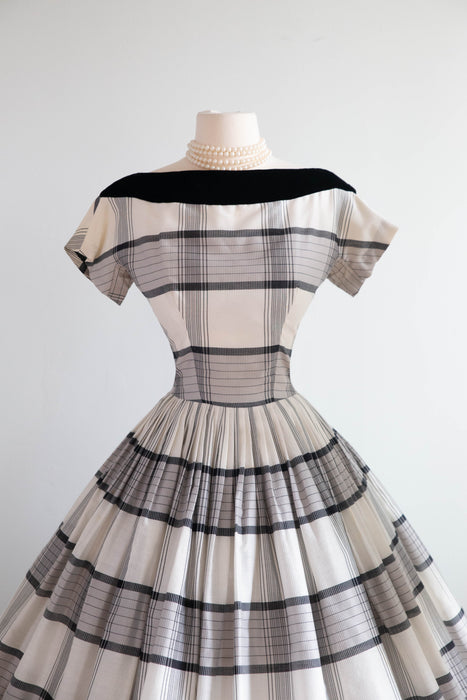 Iconic 1950's Suzy Perette "New Look" Era Plaid Party Dress With Velvet Trim / M
