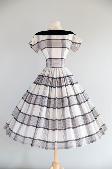 Iconic 1950's Suzy Perette "New Look" Era Plaid Party Dress With Velvet Trim / M