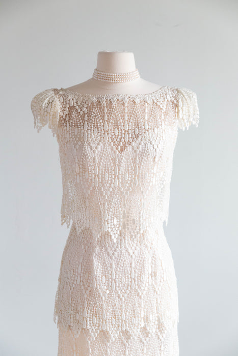 Elegant 1920's Inspired Ivory Tiered Teardrop Lace Wedding Dress / M