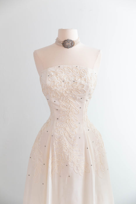 Stunning 1950's Snow White Taffeta Wedding Gown With Soutache / M