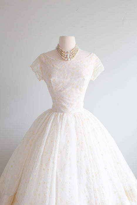 Vintage 1950's Tea Length Wedding Dress With Bows & Full Skirt / SM