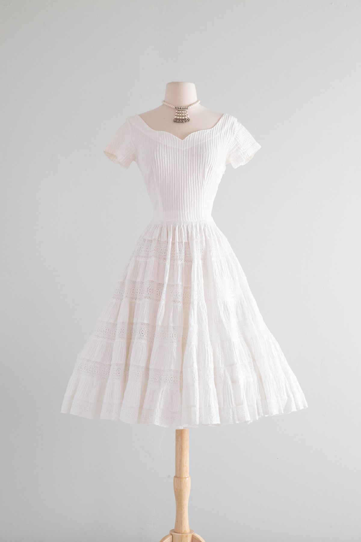 Stunning 1950's Tachi Castillo White Cotton Pleated Party Dress