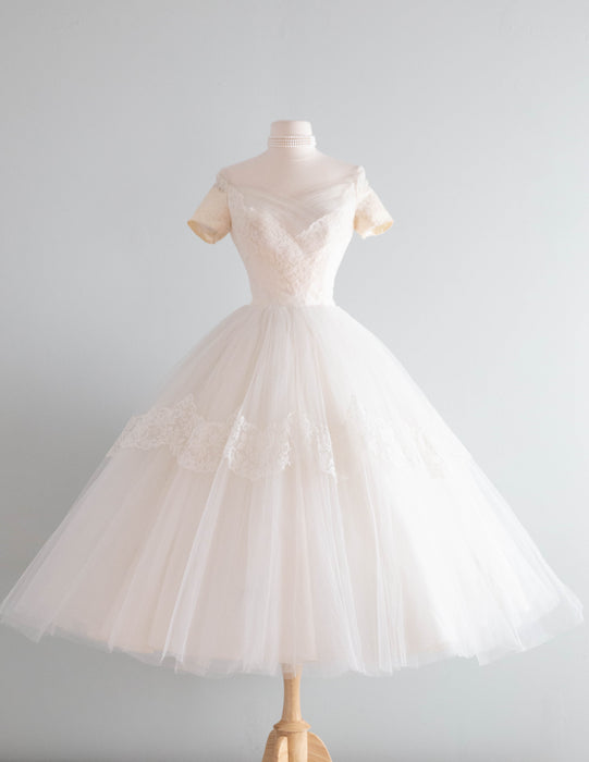 Stunning 1950's Cahill of Beverly Hills Ballet Length Wedding Dress / XS