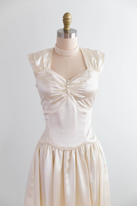 Luminous 1940's Slipper Satin Ivory Wedding Gown With Chapel Train / XS