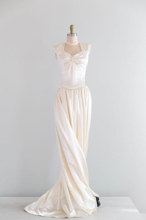 Luminous 1940's Slipper Satin Ivory Wedding Gown With Chapel Train / XS