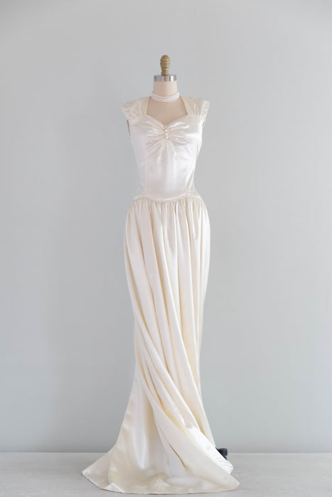 Luminous 1940's Slipper Satin Ivory Wedding Gown With Chapel Train / XS