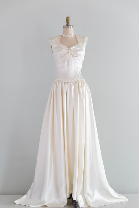 Luminous 1940's Slipper Satin Ivory Wedding Gown With Chapel Train / XS