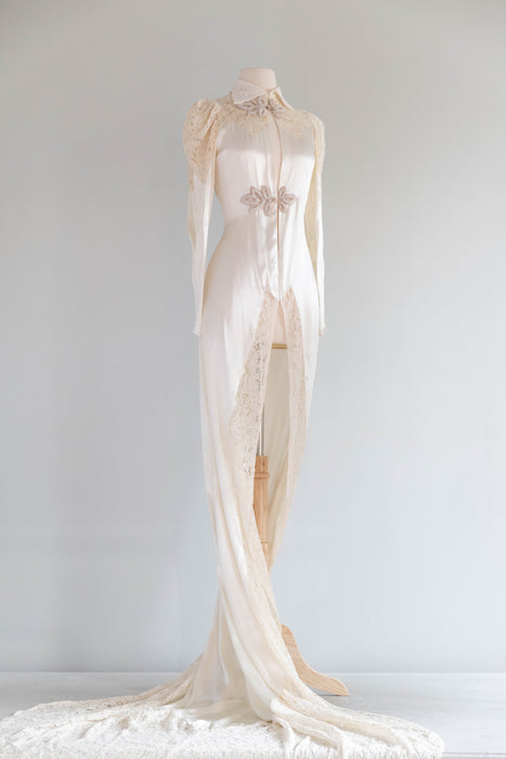 Gleaming 1930's Ivory Satin Crepe Wedding Coat With Lace Sleeves & Train / Extra Small