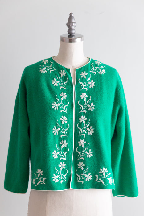 Gorgeous 1960's Kelly Green Hand Embroidered Lambswool Cardigan From Razooks / M