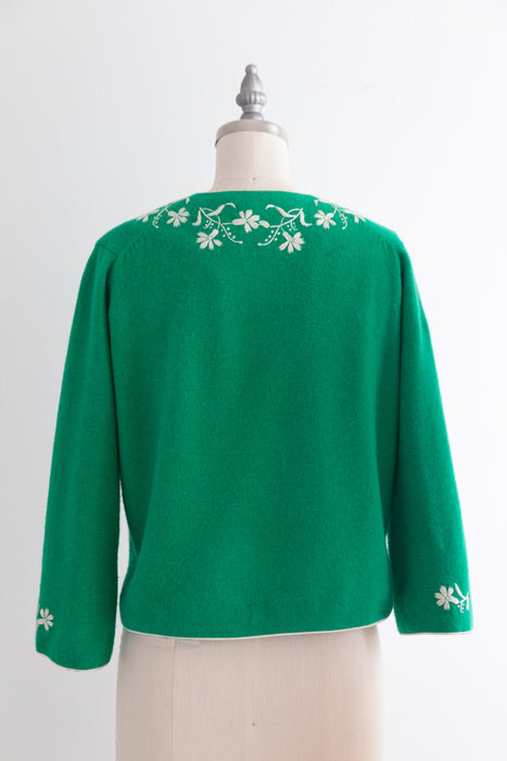 Gorgeous 1960's Kelly Green Hand Embroidered Lambswool Cardigan From Razooks / M