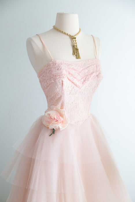 Stunning 1950's Peony Pink Lace & Tulle Formal Gown / XS