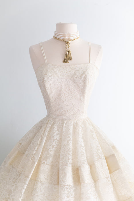 Classic Late 1950's Ivory Lace Cupcake Wedding Dress / S