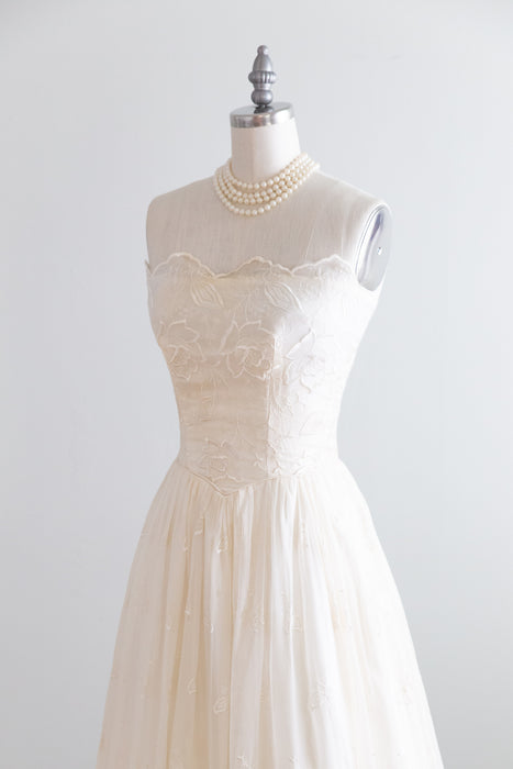 Romantic 1950's Embroidered Wild Rose Chiffon Ivory Wedding Dress / M
