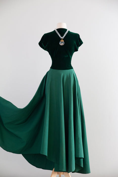 Exquisite 1940's Emerald Green Silk Velvet & Faille Evening Gown / Small