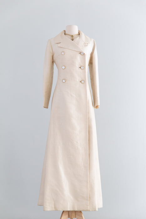 Elegant 1960's Ivory Pearl Shantung Silk Couture Evening Coat / SM