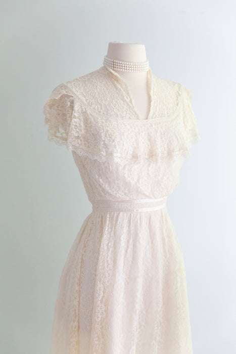 Romantic 1970's Gunne Sax Ivory Lace Bridal Dress / XS