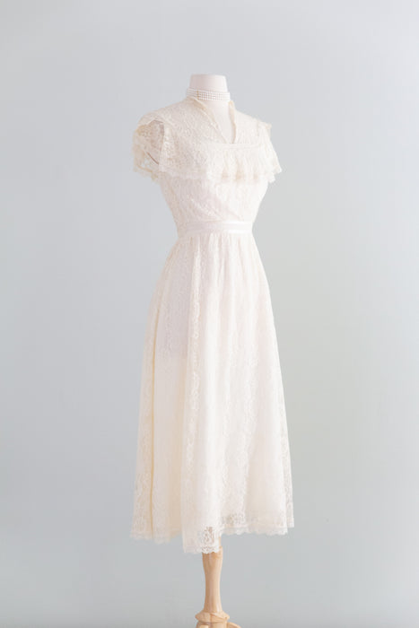 Romantic 1970's Gunne Sax Ivory Lace Bridal Dress / XS