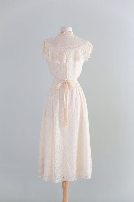 Romantic 1970's Gunne Sax Ivory Lace Bridal Dress / XS