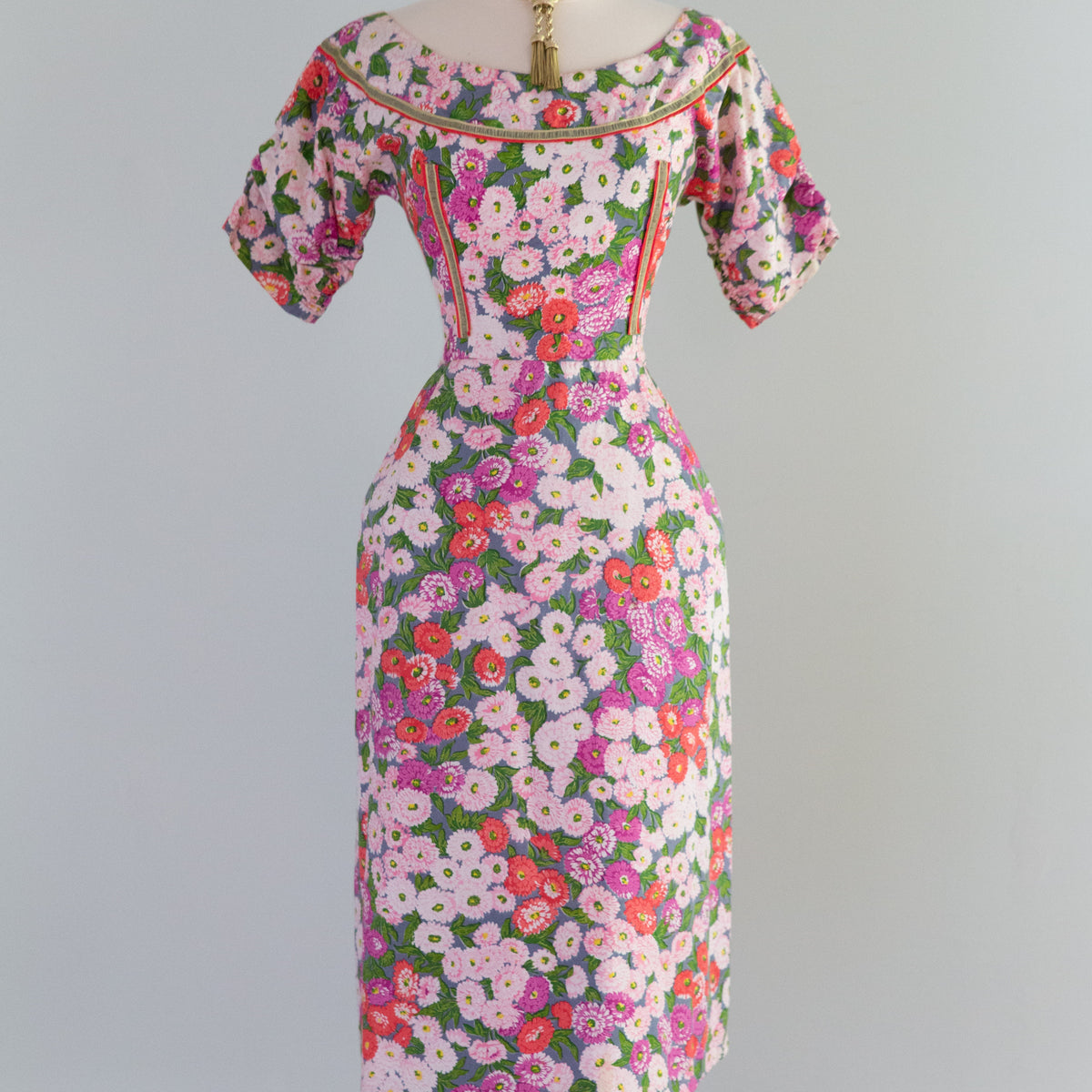 Stunning 1950's Designer Tina Leser Documented Carnation Cocktail