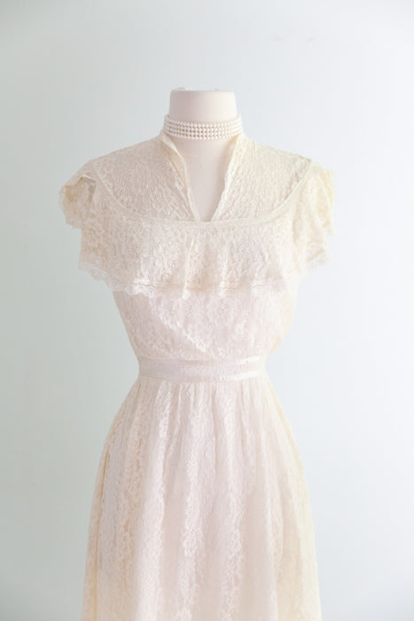 Romantic 1970's Gunne Sax Ivory Lace Bridal Dress / XS