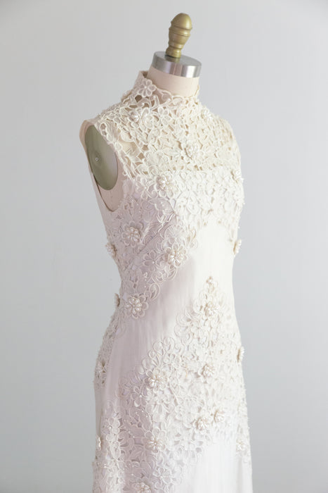 Breathtaking 1960's Wedding Gown In Pina Silk From The Philipines / XS