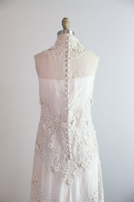 Breathtaking 1960's Wedding Gown In Pina Silk From The Philipines / XS