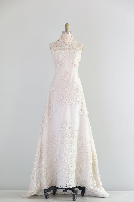 Breathtaking 1960's Wedding Gown In Pina Silk From The Philipines / XS