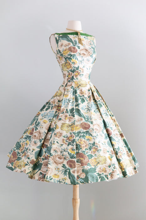 Fabulous 1950's Bucolic Floral Print Dress In Glossy Cotton Chintz / SM