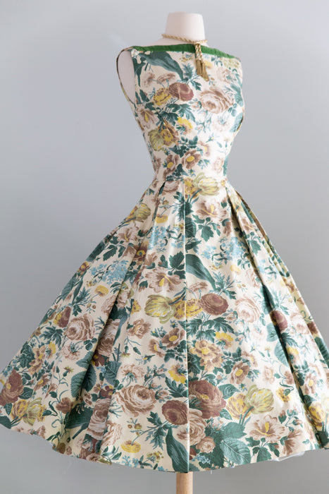 Fabulous 1950's Bucolic Floral Print Dress In Glossy Cotton Chintz / SM