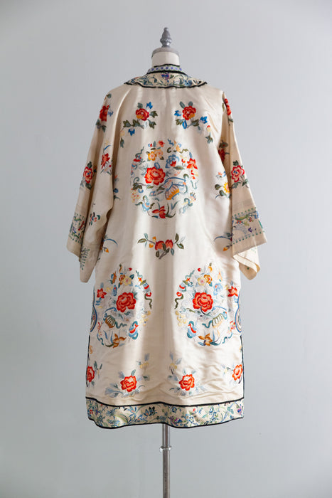 Exquisite Antique Hand Embroidered Silk Chinese Robe Circa 1900-1930 / M