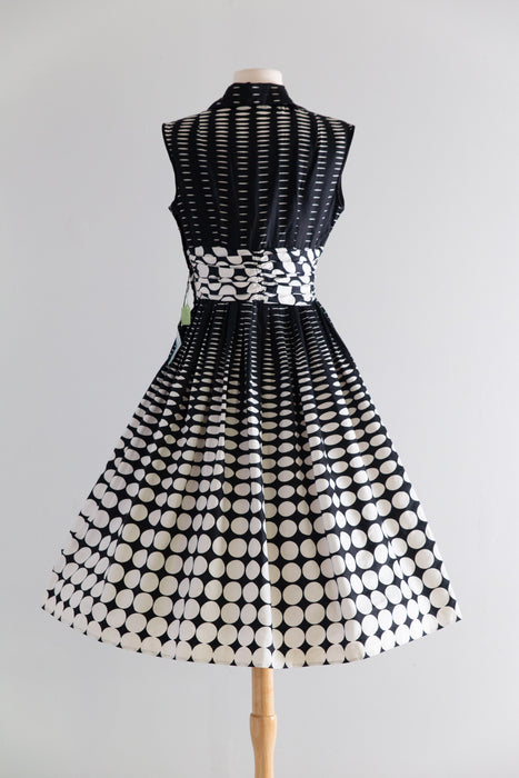 Showstopping 1950's Black & White Cotton OP ART Day Dress With Tags / M